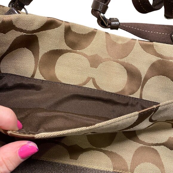 Coach Signature Brown & Tan Crossbody Bag Adjustable Strap logo F19220 coach - Picture 10 of 12